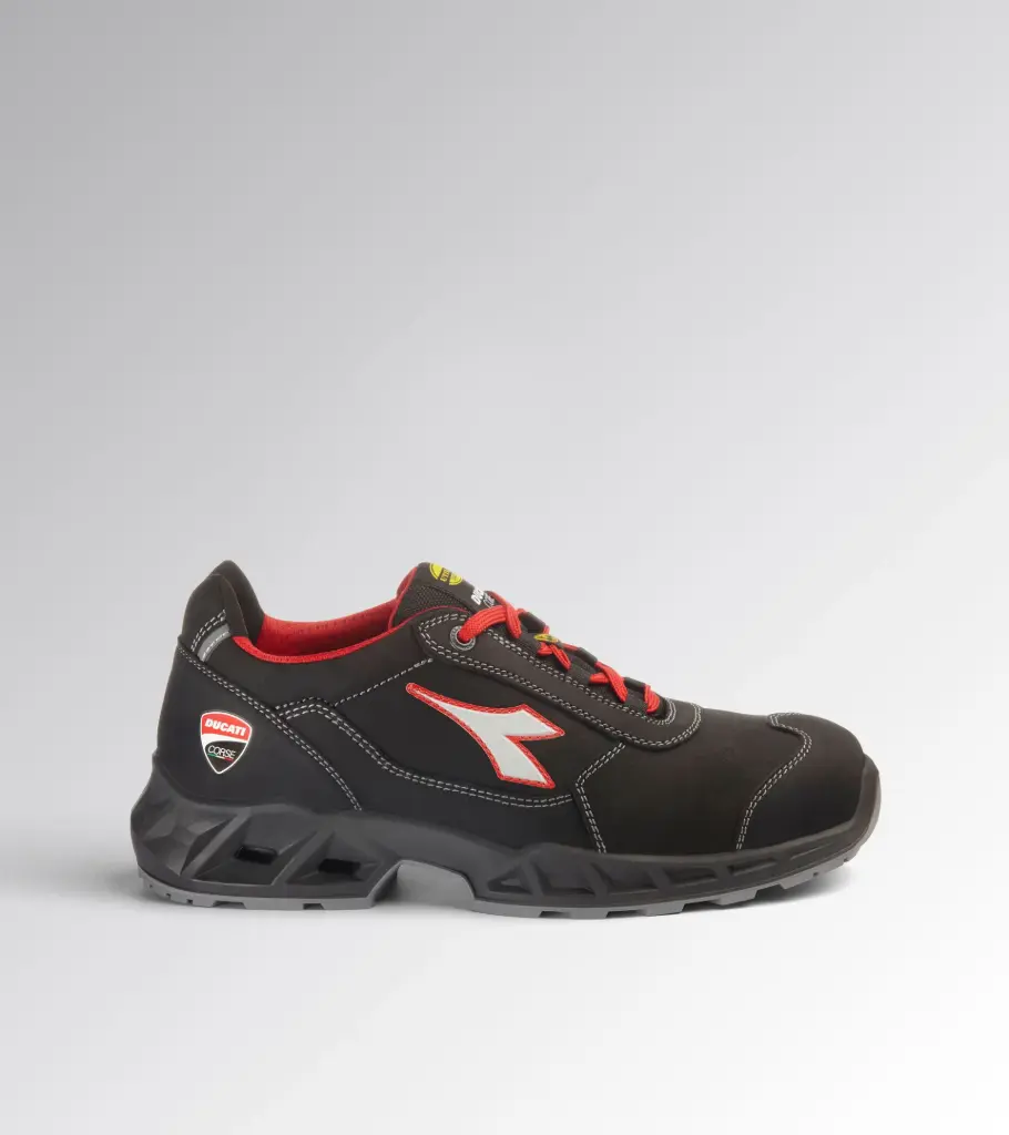 [181226-37] Diadora Shark Engine Low- chaussure de sécurité S3S FO SR ESD (37)